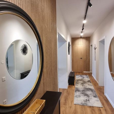 Nico'S Stylish Apartment Satu Mare Exteriér fotografie